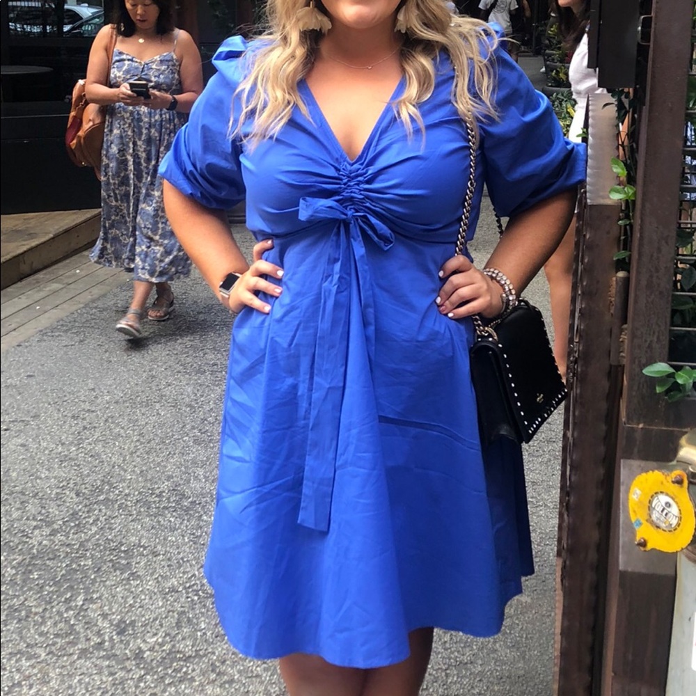 Gorgeous blue bubble sleeve dress